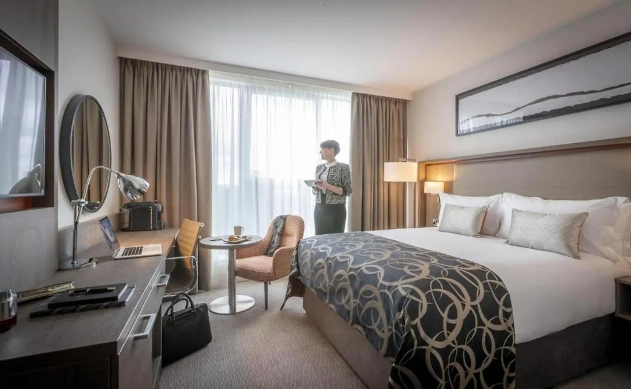 **** Отель Clayton Hotel, Manchester Airport Хейл Великобритания