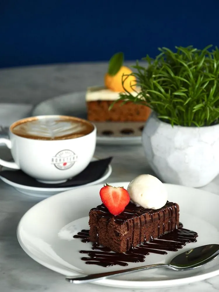 **** Отель Clayton Hotel, Manchester Airport Хейл Великобритания