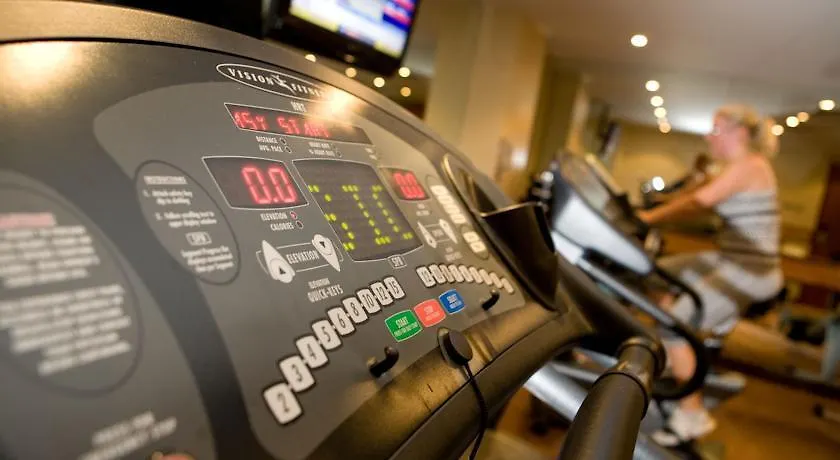 **** Отель Clayton Hotel, Manchester Airport Хейл Великобритания
