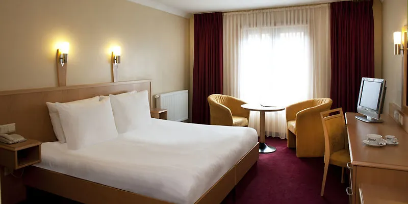 Clayton Hotel, Manchester Airport Хейл Великобритания